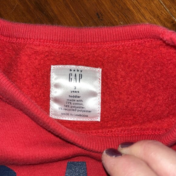 Gap Sweatshirt Toddler Size 3 Red Long Sleeve Spell Out Graphic Logo - Picture 2 of 3